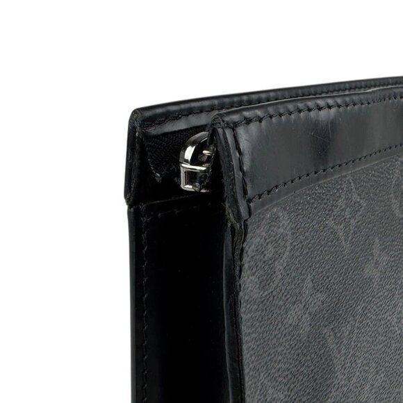 LOUIS VUITTON x Fragment Eclipse Pochette Voyage MM Clutch Bag - Picture 7 of 12